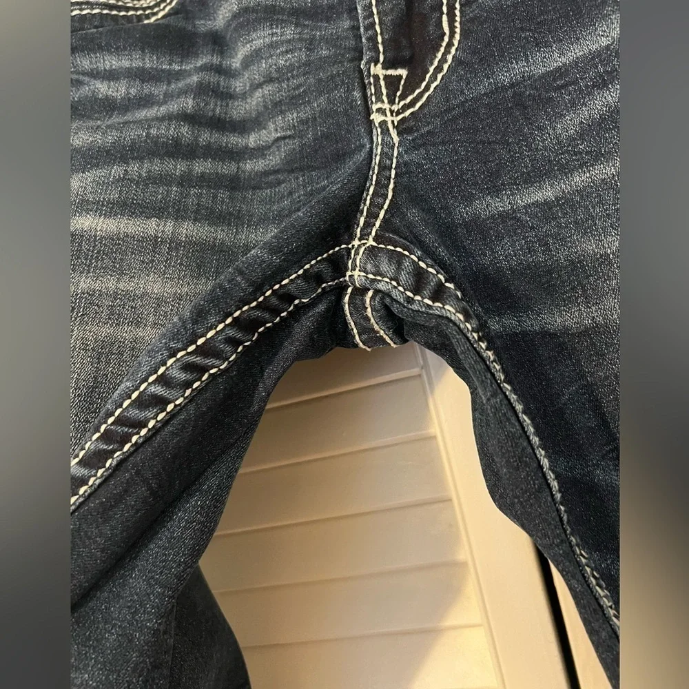 Men’s Exclusive Salvage Anarchy Straight Stretch Jean-Buckle